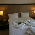 Kaiafas Lejlighedshotel 3*