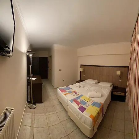 Kaiafas Aparthotel