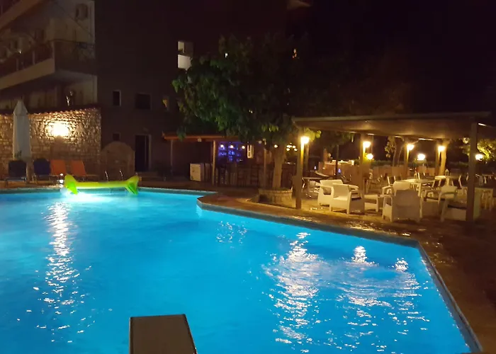 Kaiafas Ξενοδοχείο με διαμερίσματα Ζαχάρω