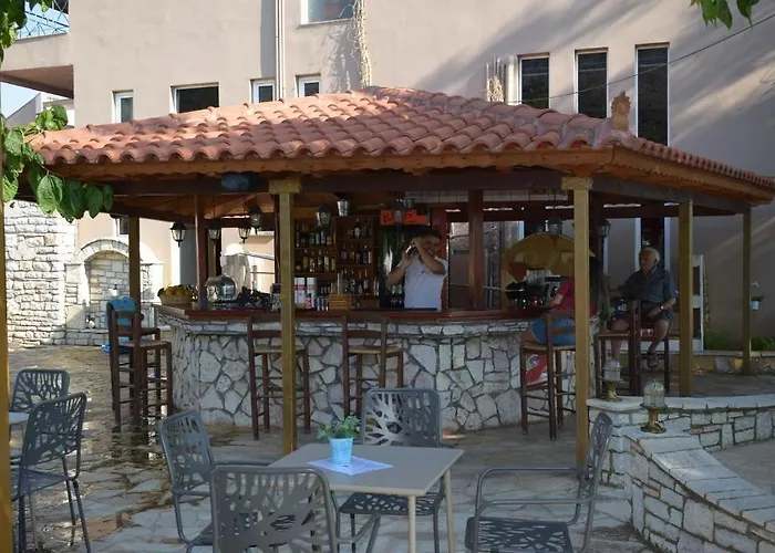 Ξενοδοχείο με διαμερίσματα Kaiafas